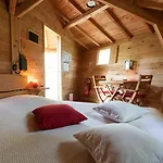 Les De Fontfroide Camping *